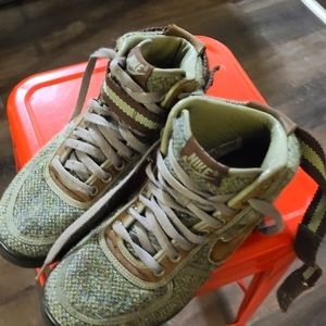 Nike Rare vintage collaboration  with Harris tweed